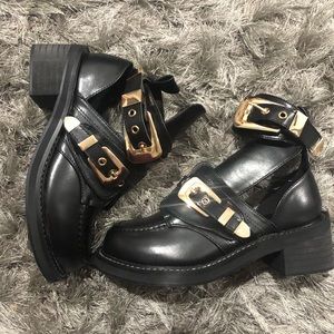 SHE IN Black chunky boots with gold Buckles